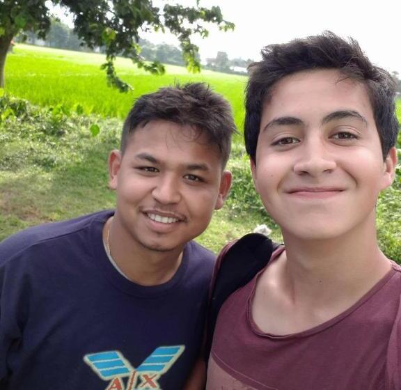 پانسیون Nikunj Safari Guest House Sauraha  A Place Where You Can Book Jungle Wildlife Safari