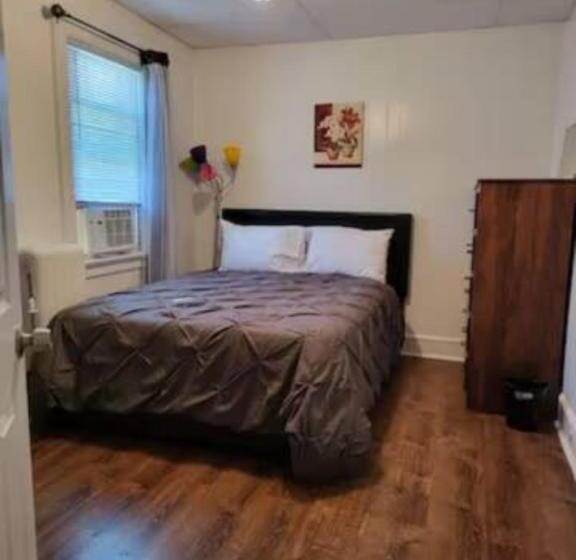 פנסיון Pine Private Room A Free Parking/travel Nurses/nyc