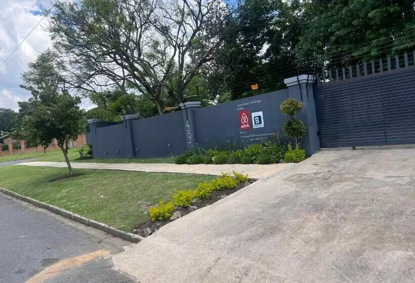 پانسیون Ubuntu Lifestyle Estate