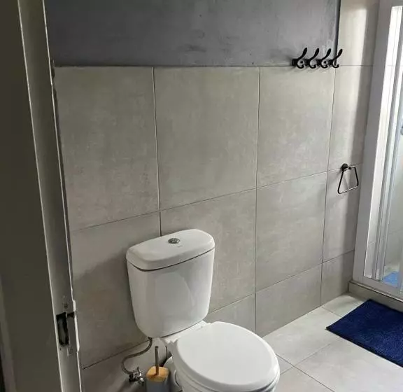 پانسیون Ubuntu Lifestyle Estate