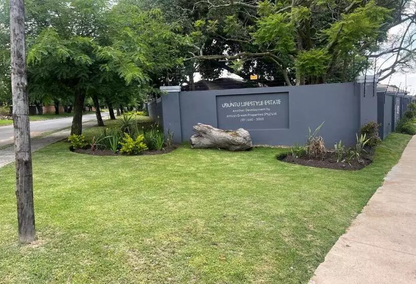 پانسیون Ubuntu Lifestyle Estate