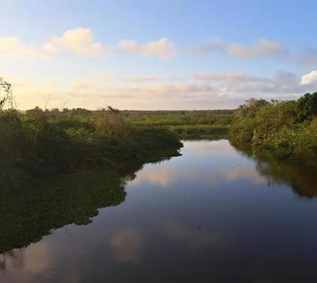 ユースホステル Itaúnas Pousada Nossa Palhoça