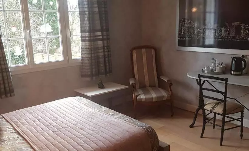 ベッドアンドブレックファースト Chambre D Hotes