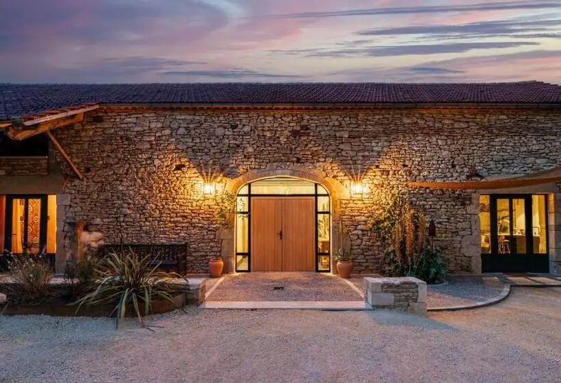 Aamiaismajoitus (B&B) Domaine Villoire