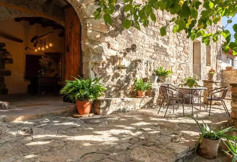 Aamiaismajoitus (B&B) Masia Aubareda