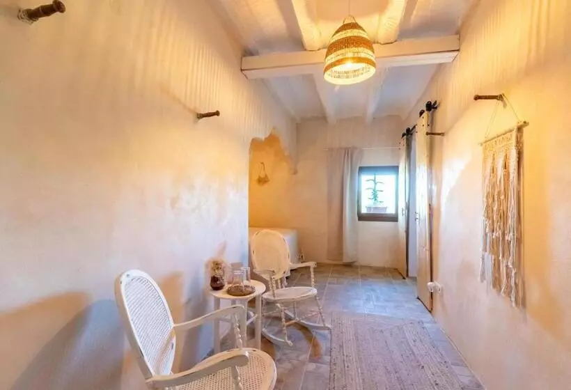 Aamiaismajoitus (B&B) Masia Aubareda