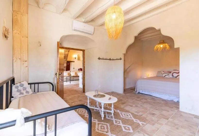 Aamiaismajoitus (B&B) Masia Aubareda