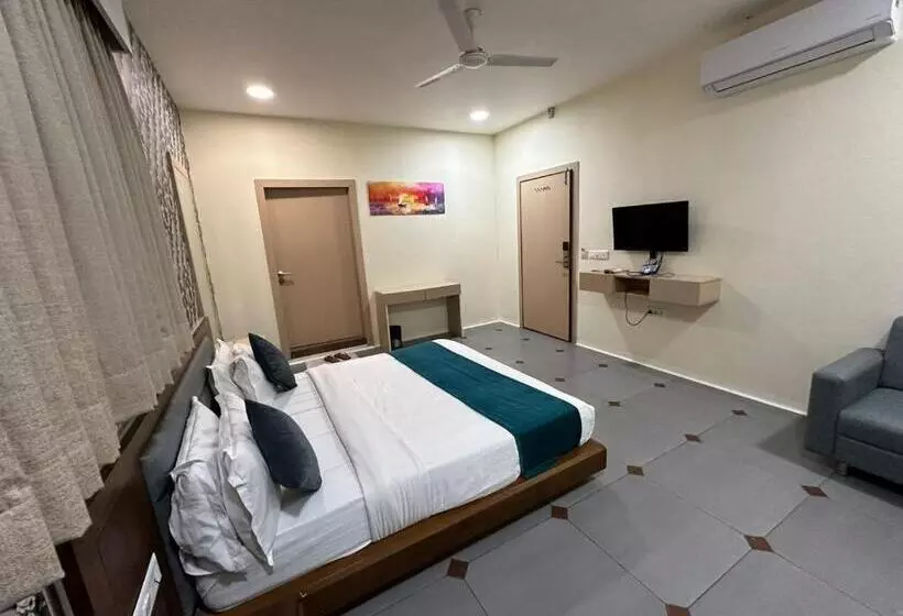 ホテル Atithi Inn