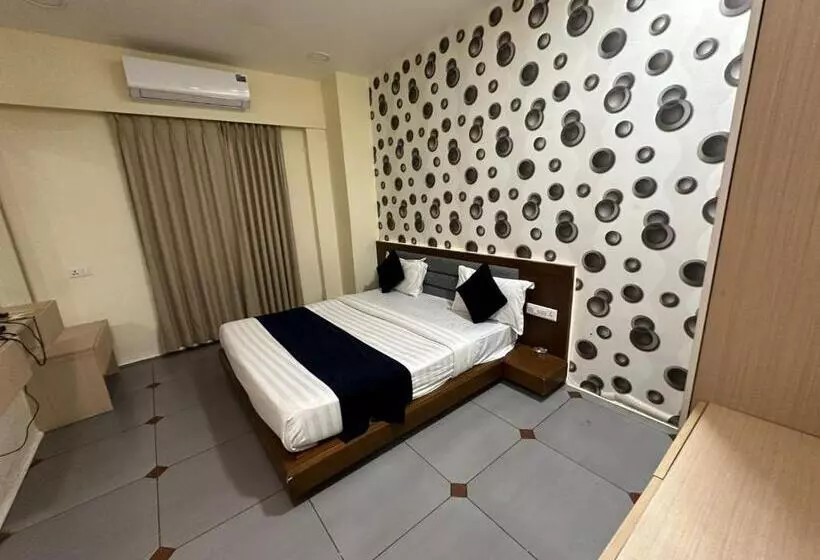 ホテル Atithi Inn