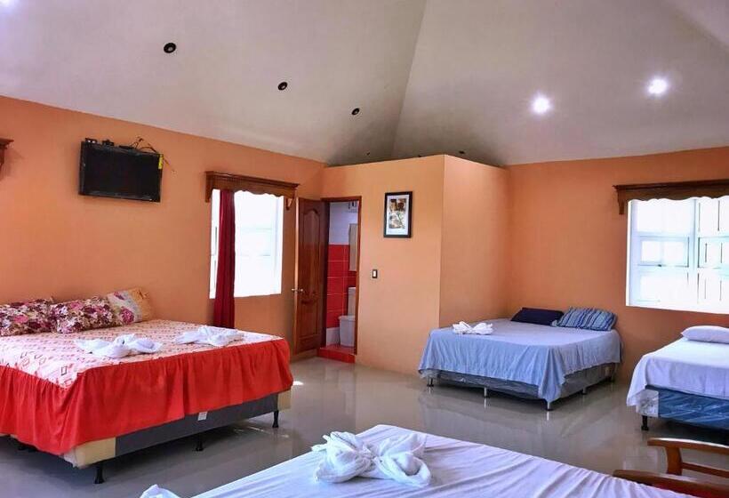 هتل Brunette Beach