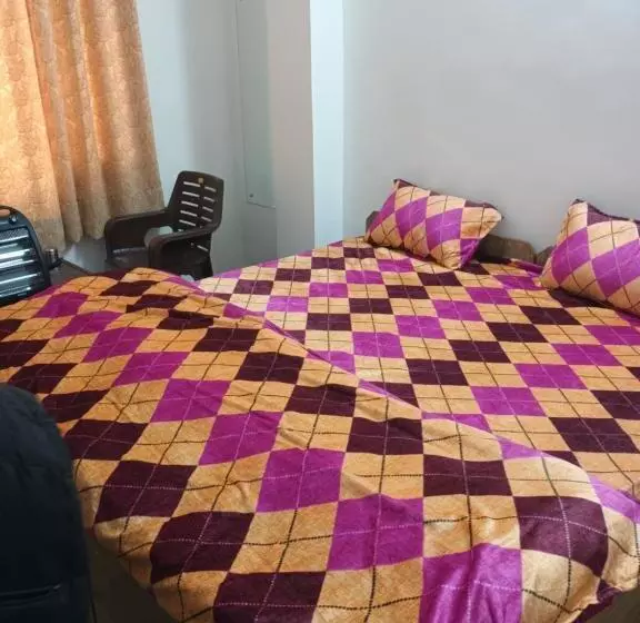 カプセルホテル Him Aaranya Home Stay Shimla
