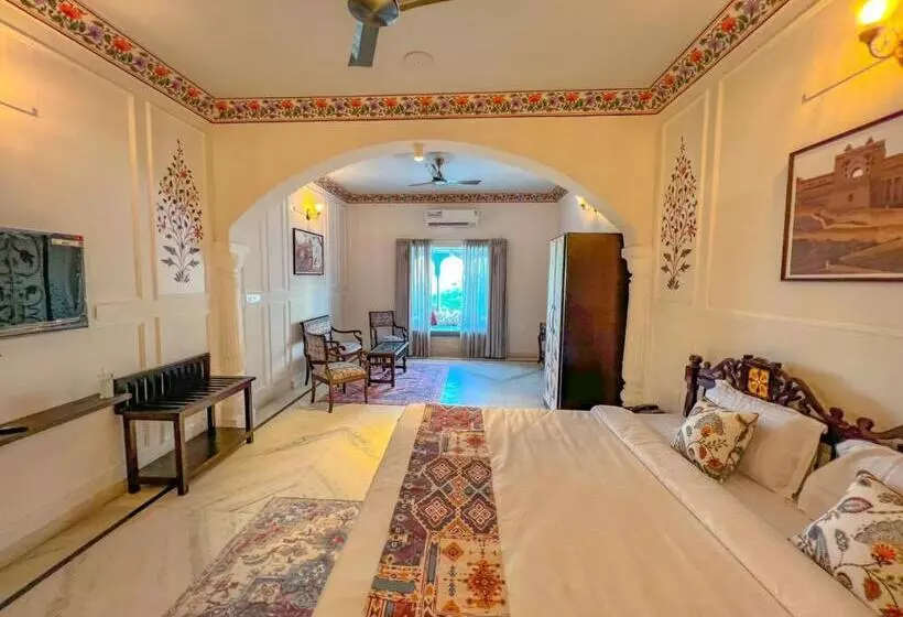 هتل Dyore House By Bharat Mahal Palace