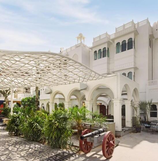 فندق Dyore House By Bharat Mahal Palace