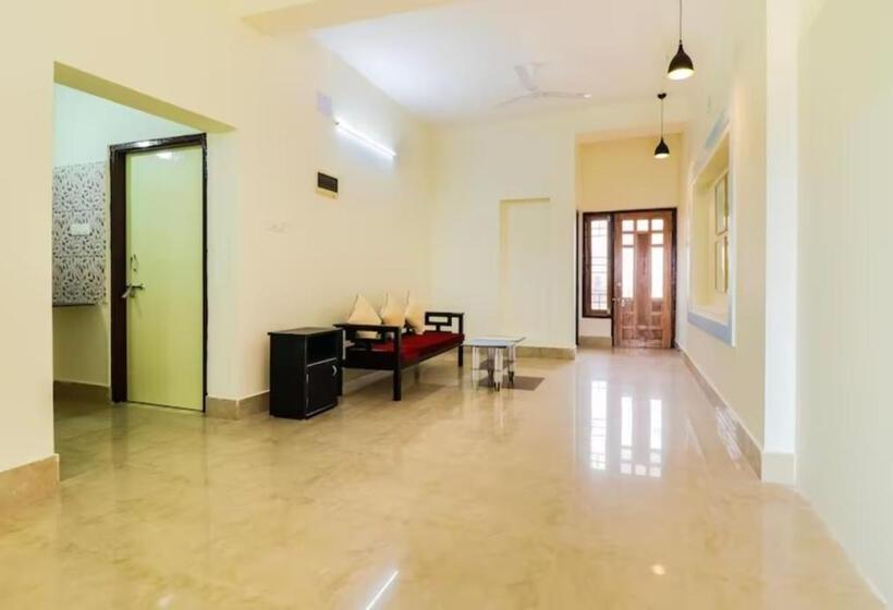 בית מלון כפרי Suncity Homes Bhubaneswar By Morservices