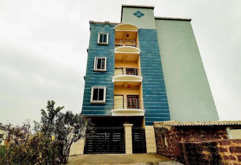 בית מלון כפרי Suncity Homes Bhubaneswar By Morservices