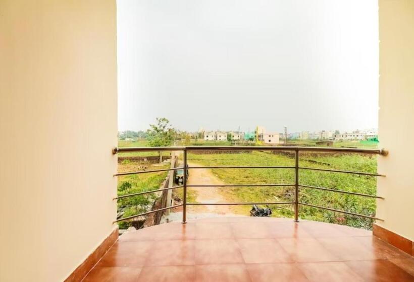 בית מלון כפרי Suncity Homes Bhubaneswar By Morservices