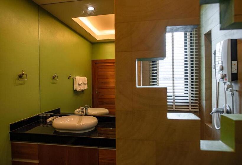 Hotel Huan Chom Jan Hometel At Lampang