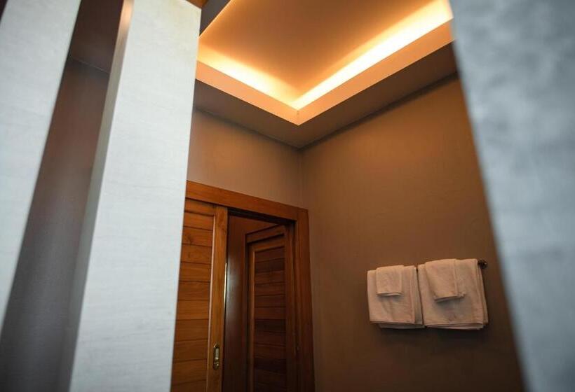 Szálloda Huan Chom Jan Hometel At Lampang