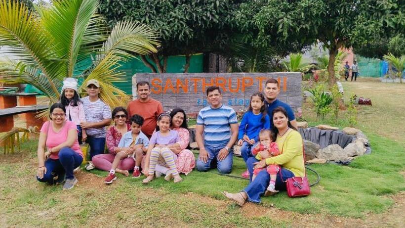 Hotel Santhrupthifarmstay