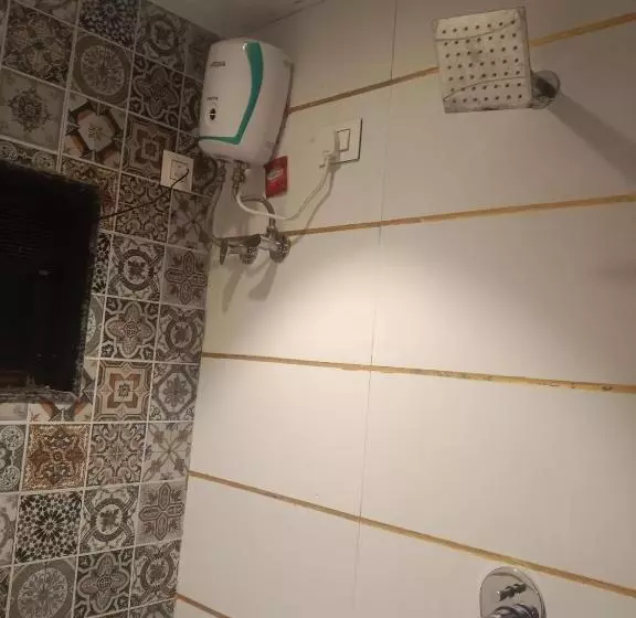 Hotelli Shiv Sai Residency Lodging And Boarding