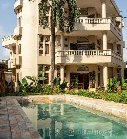 هتل Tamarin Hôtel Cotonou