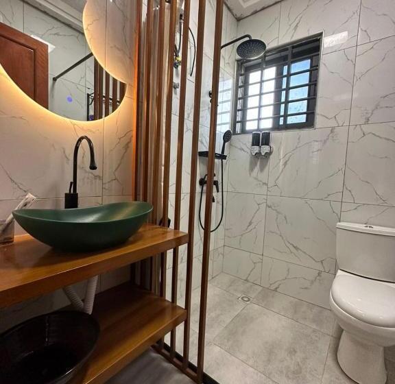 Hotel There Is A Yard