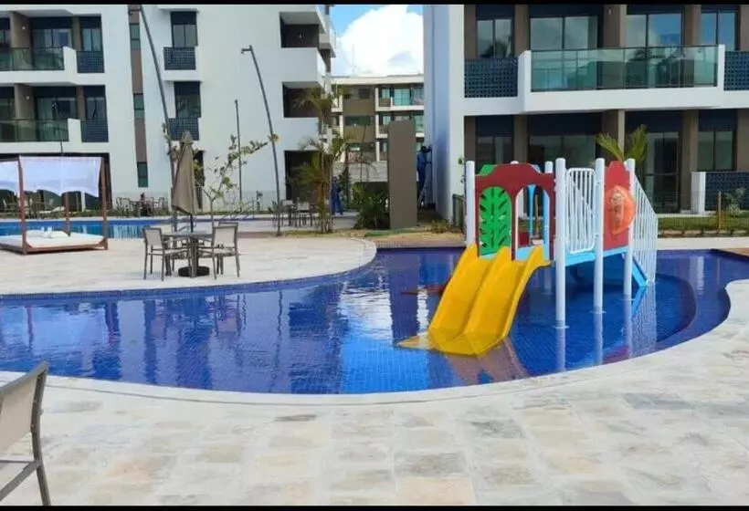 Makia Beach Experience D 211 Muro Alto