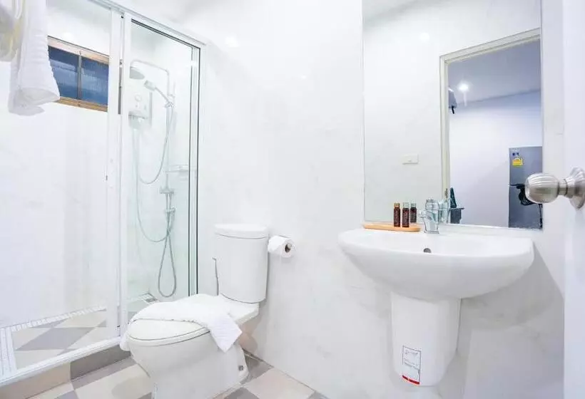 Majatalo Anda Sea View Pranburi