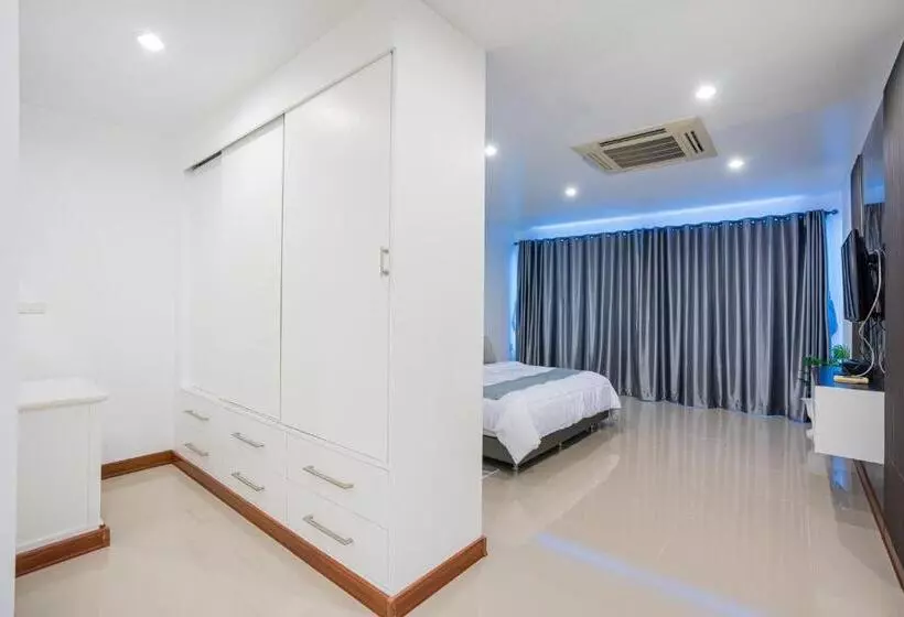 Majatalo Anda Sea View Pranburi