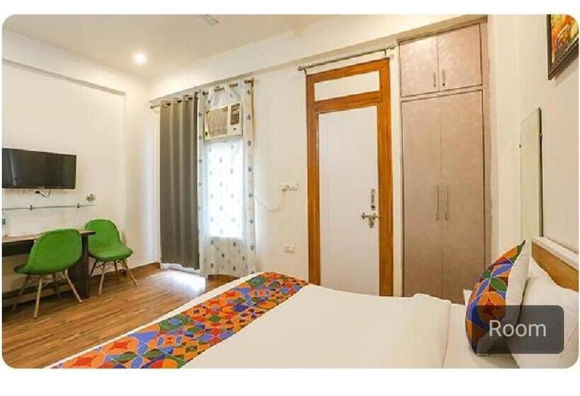 بنسيون Boutique Hotel Vivaan Suites