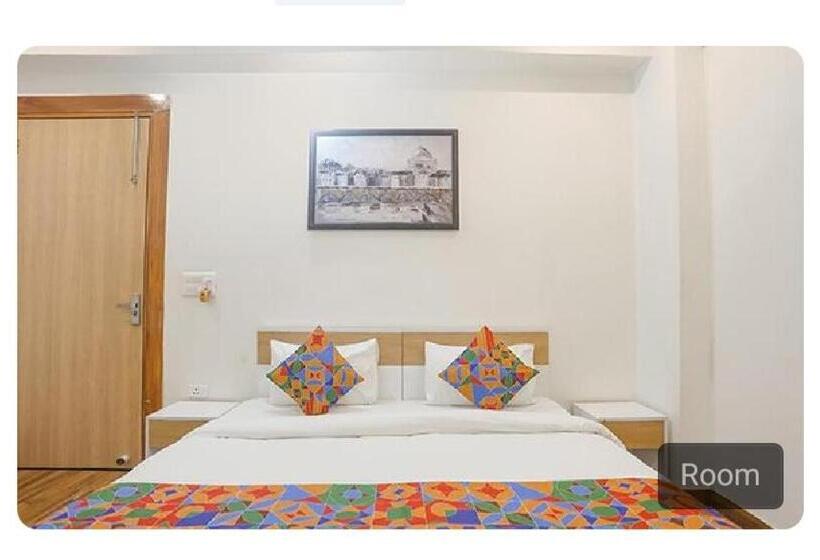 بنسيون Boutique Hotel Vivaan Suites