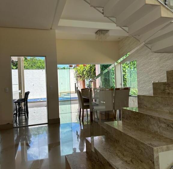 פנסיון Mansão Ideal