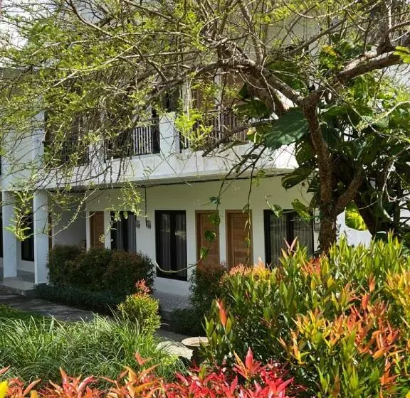 ペンション New W Guest House