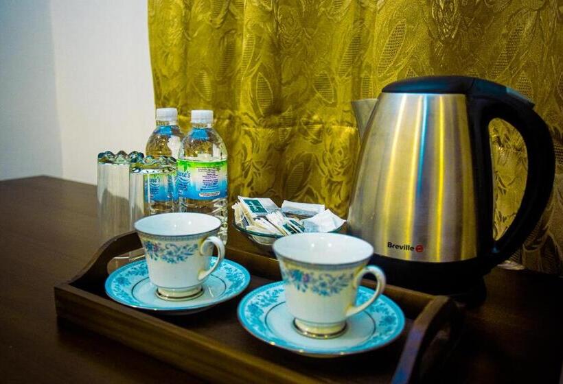 بنسيون Queen S Villa