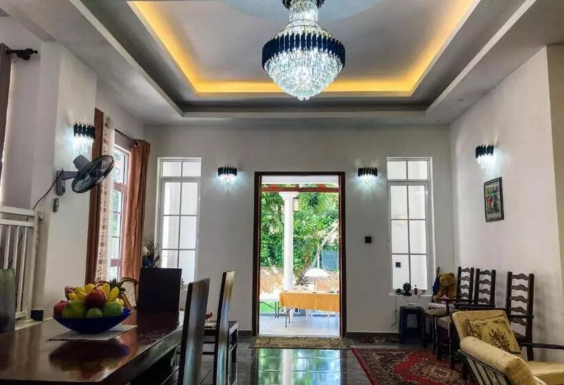 Majatalo Queen S Villa