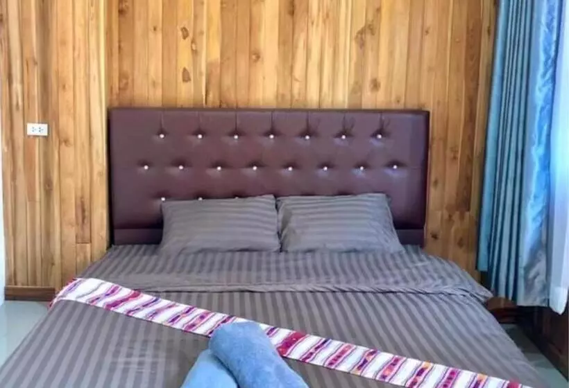 Lomakeskus Lanlom Cafe&huaikon Homestay