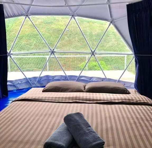 Lomakeskus Lanlom Cafe&huaikon Homestay