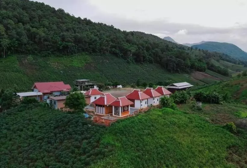 Lomakeskus Lanlom Cafe&huaikon Homestay