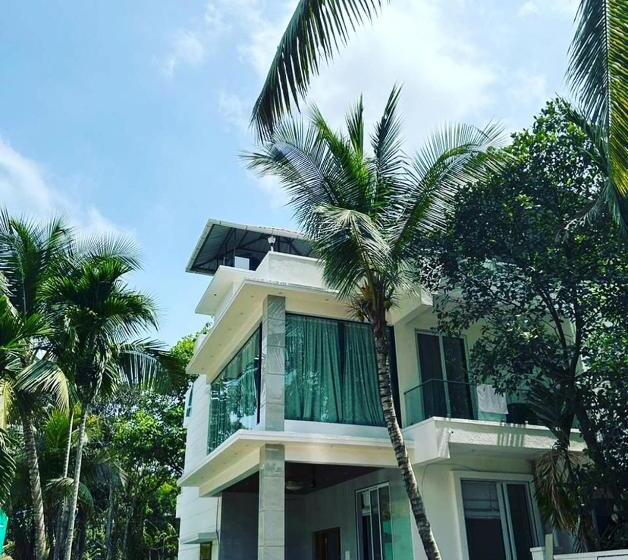 リゾートホテル The White Pearl Villa