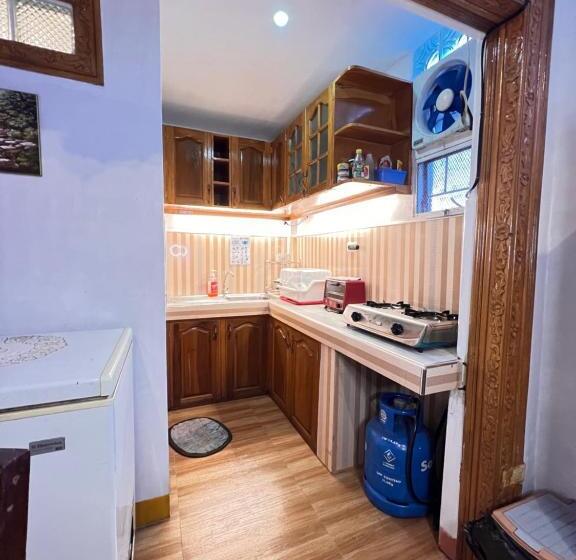 Szálló Jmcl Residences