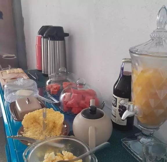 Retkeilymaja Pousada Maria Moura