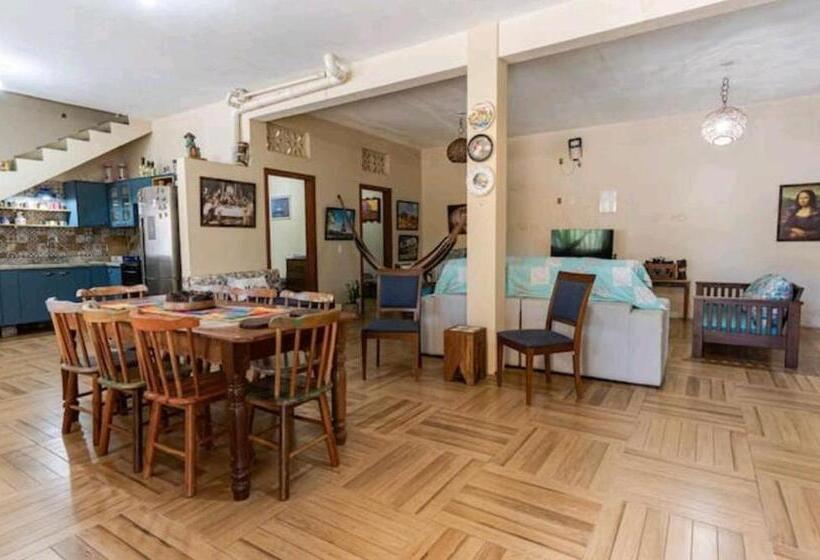 Hostel Pousada Maria Moura