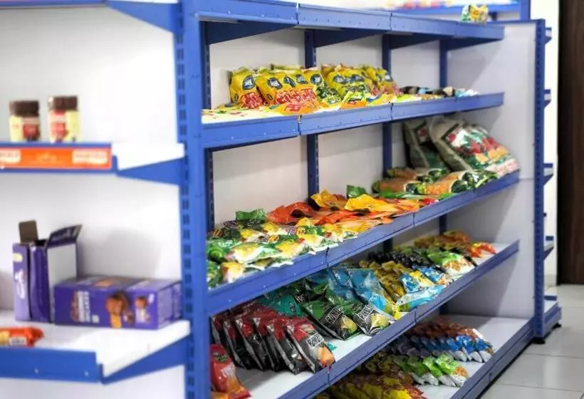 ベッドアンドブレックファースト Infinity Penthouse With Pool, Sauna, Gym