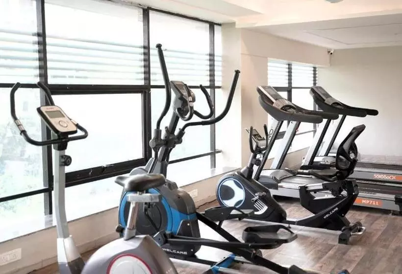 ベッドアンドブレックファースト Infinity Penthouse With Pool, Sauna, Gym