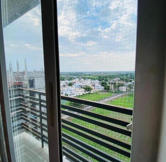 Bed and Breakfast Infinity Penthouse With Pool, Sauna, Gym