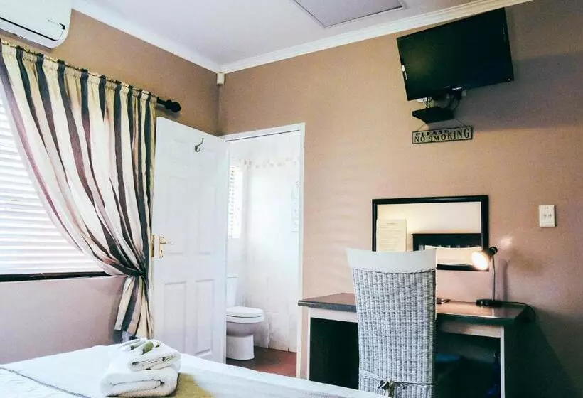 Aamiaismajoitus (B&B) Villa Mosaiko