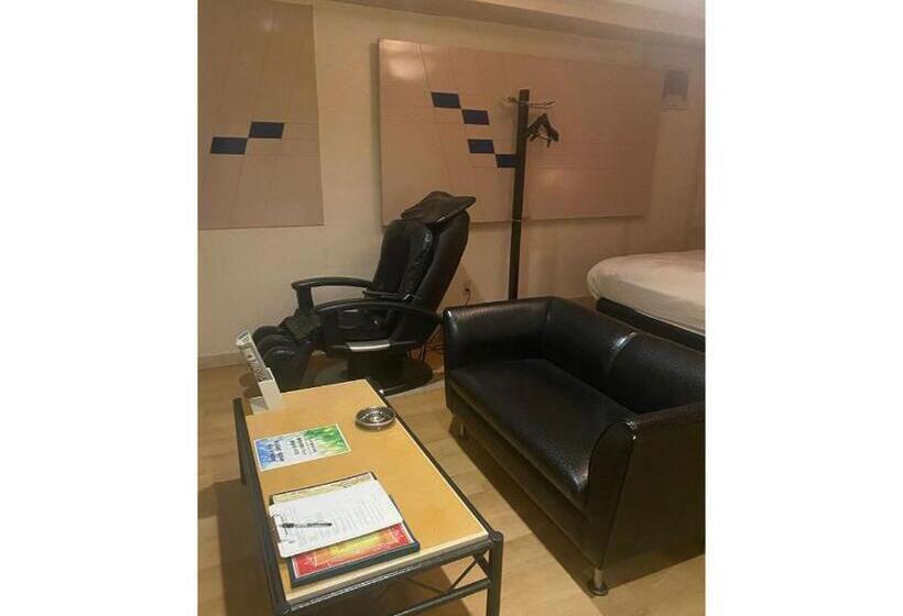 Hotelli ラフォーレ