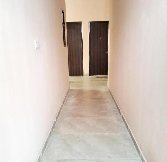 Отель Dhesi Cottage    Super Deluxe Rooms    Favourite Of Groups, Students, Parents, Couples