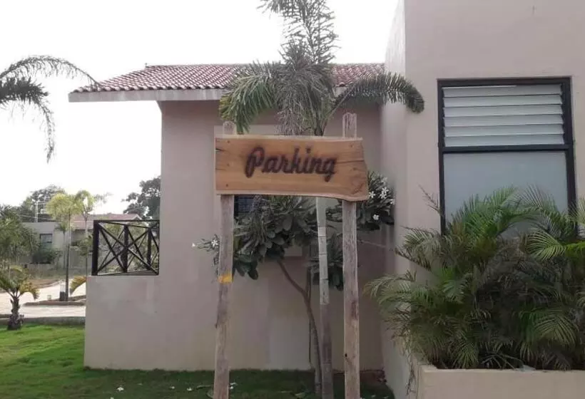 Hotelli Footprint Jungle Resort