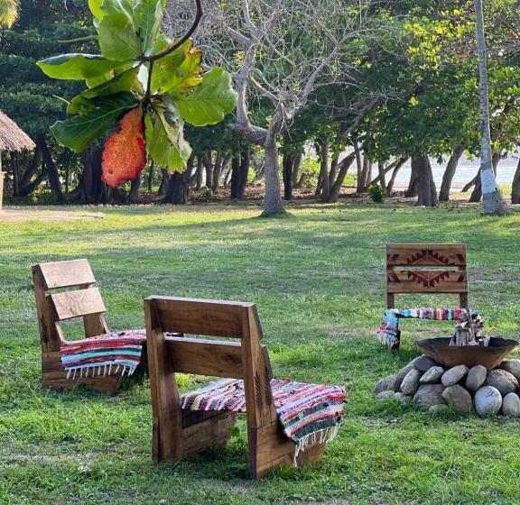 هتل Gavia   Rio Y Mar